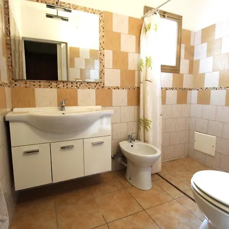 Holiday home Venerina Climatizzato Al Centro Del Paese Con Patio Esterno *